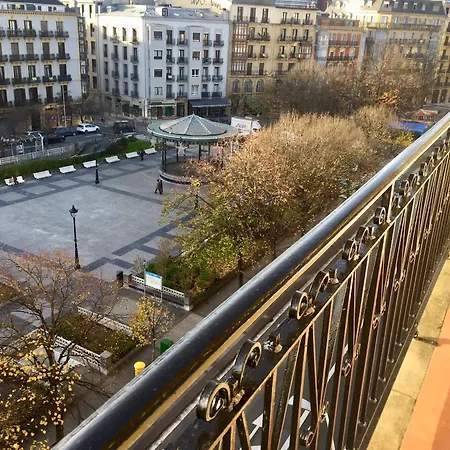 Plaza Luminoso En Pleno Centro Appartamento San Sebastián